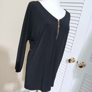 CHELSEA & THEODORE medium black 1/4 zip-front long-sleeved poly/spandex blend